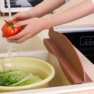 2 Pezzi Paraspruzzi per Lavello a Gatto Cartone Animato con Ventose Protezione Antispruzzo Acqua per Lavaggio Verdure Paraspruzzi per Piano Cucina Gattino