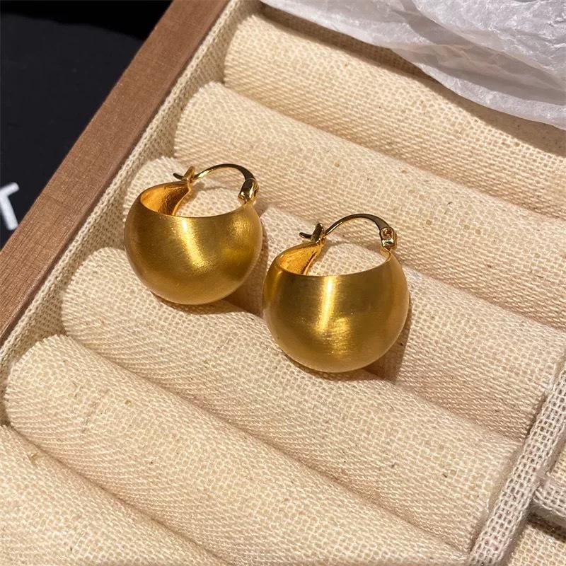 Cross-border High-End Light Luxury Ear Cuffs: Trendy, Versatile, Simple Fashion Earring Jewelry