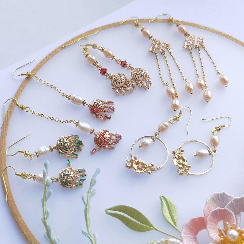 Retro Long Antique Fringed Cheongsam Earrings Temperament Pearl Flower Earrings Hanfu Accessories Earrings National Style Earclips