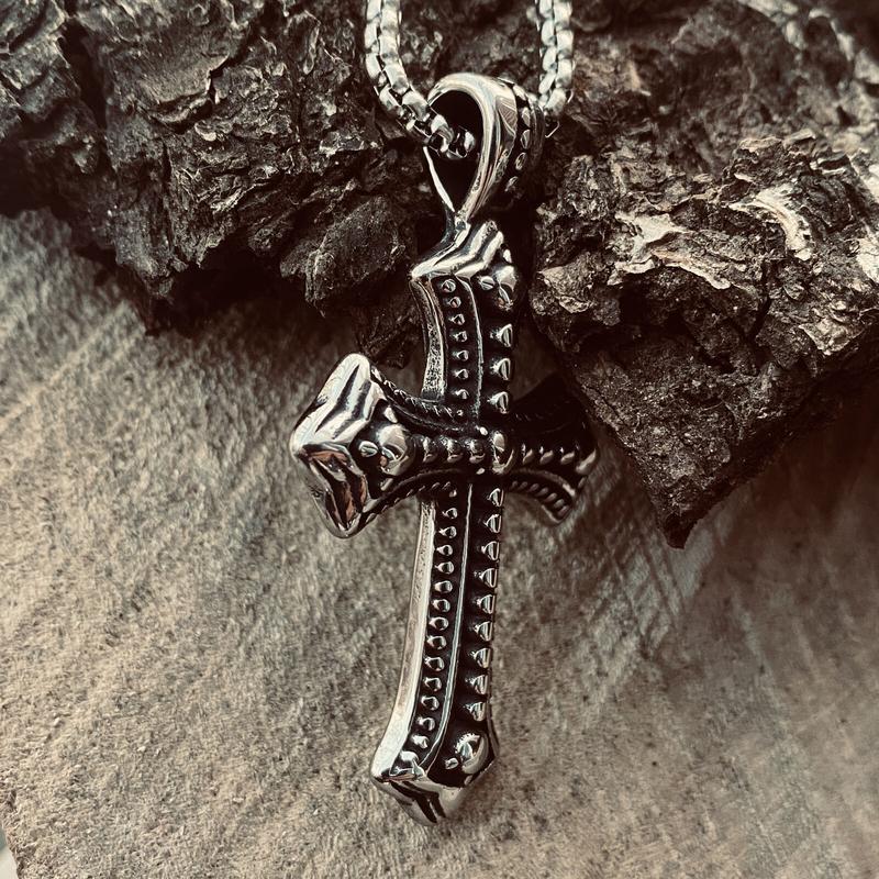 Cool Mens Biker Catholic Cross Pendant Necklace For Men Ashes Stainless Steel