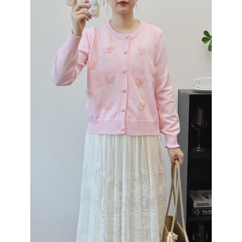 

Autumn and winter new three-dimensional butterfly design sweet knitted cardigan loose gentle wind sweater jacket women one size fits all розовый