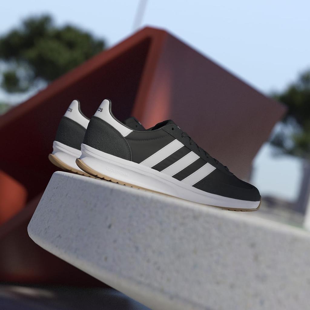 Adidas Run 72 Unisex Core White Size cm Sneakers, Adult, NJG80, Black/Footwear White/Footwear (IH8585), 28.0