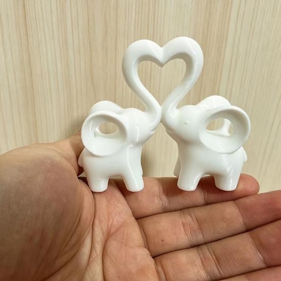 Elephant Love Statue, Cute Elephant Figurine Living Room Decor, Brings Good Luck, Love Heart Elephants Decorations for Home Decor Wedding