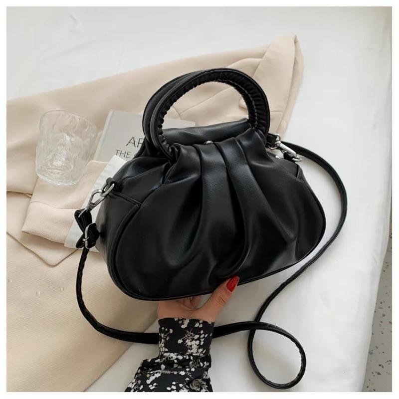 

Vintage solid color pleated design women s bag, French style crossbody small bag, exquisite and elegant versatile handbag чёрный