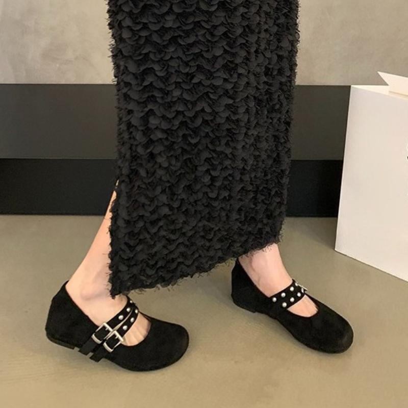 2026 Women s Inside Heightened Low Heel Shoes Autumn New Round Toe Shallow Suede Slip Slip Single Shoes with Soft Sole 35 чёрный