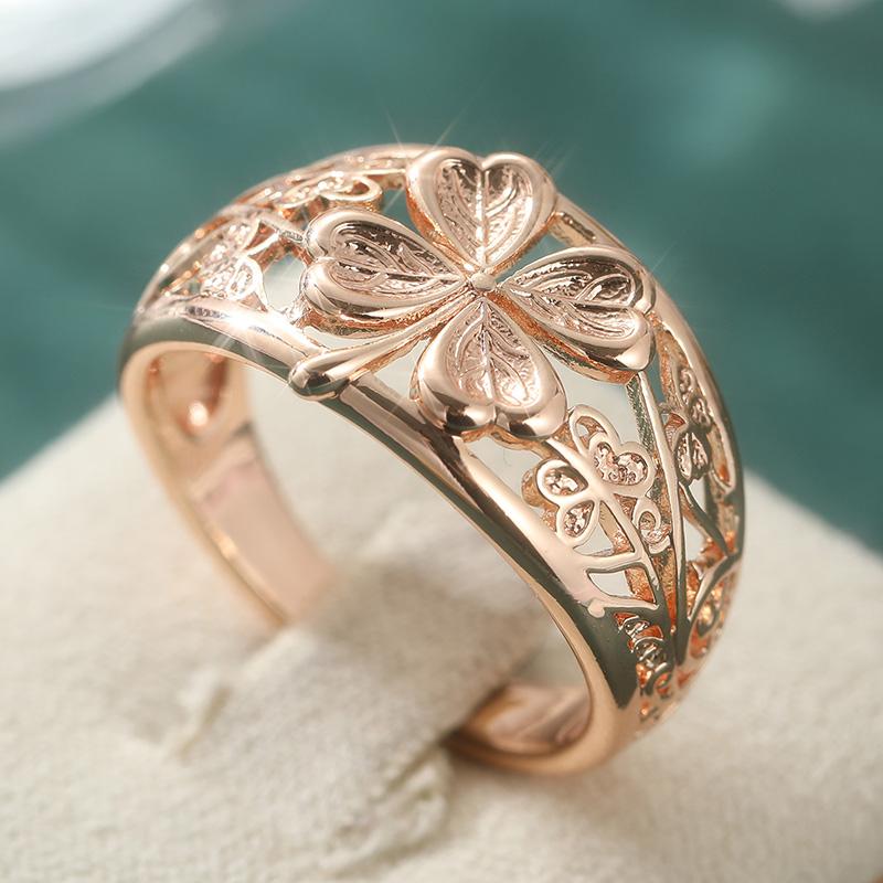 Vintage Hand Carved Flower Women's Ring Dazzling Gold Color Metal Geometry Daily Wear Party Jewelry Anniversary Gift