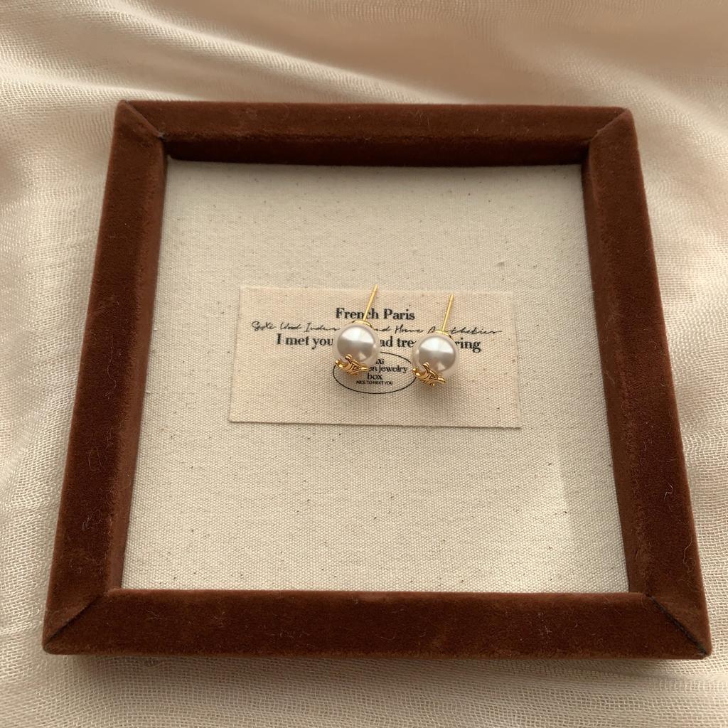 Warm Pearl Stud Earrings French Sweet And Soft Elegant Exquisite Niche Fashion Girlish Feeling Daily Commuter Earrings Women