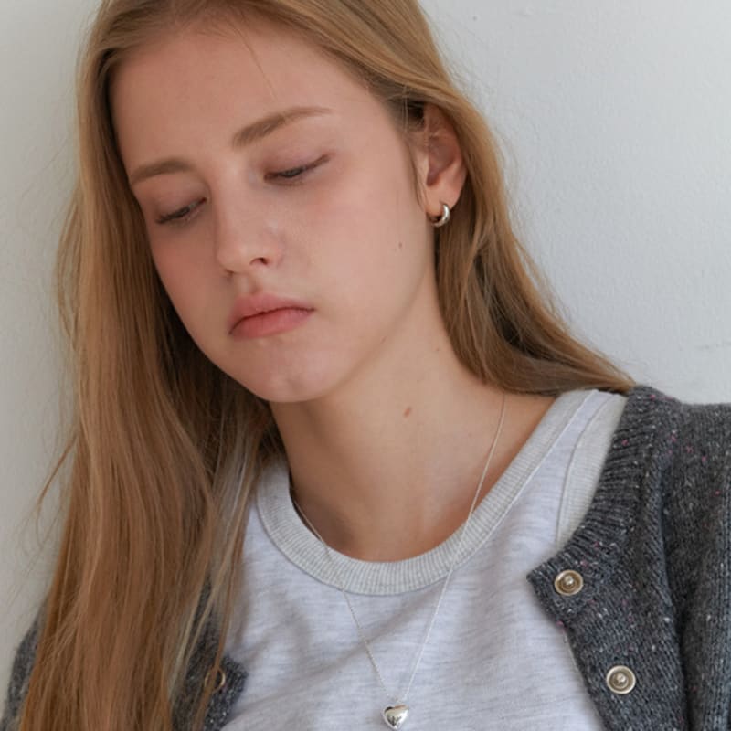 OVLA Plain Heart necklace_VOLUME JN017