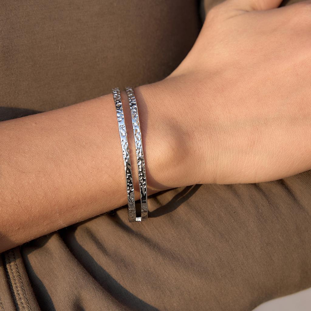 Yori Fashion Stainless Steel Bracelet Bangle for Women Rust Proof Personalized Charm Wrist Jewellery New Gift 2026