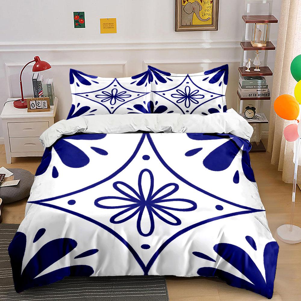 Symmetrical Blue and White Floral Pattern Print Bedding Set 1 Duvet Cover 2 Pillowcases for Adult and Children Luxury Gift