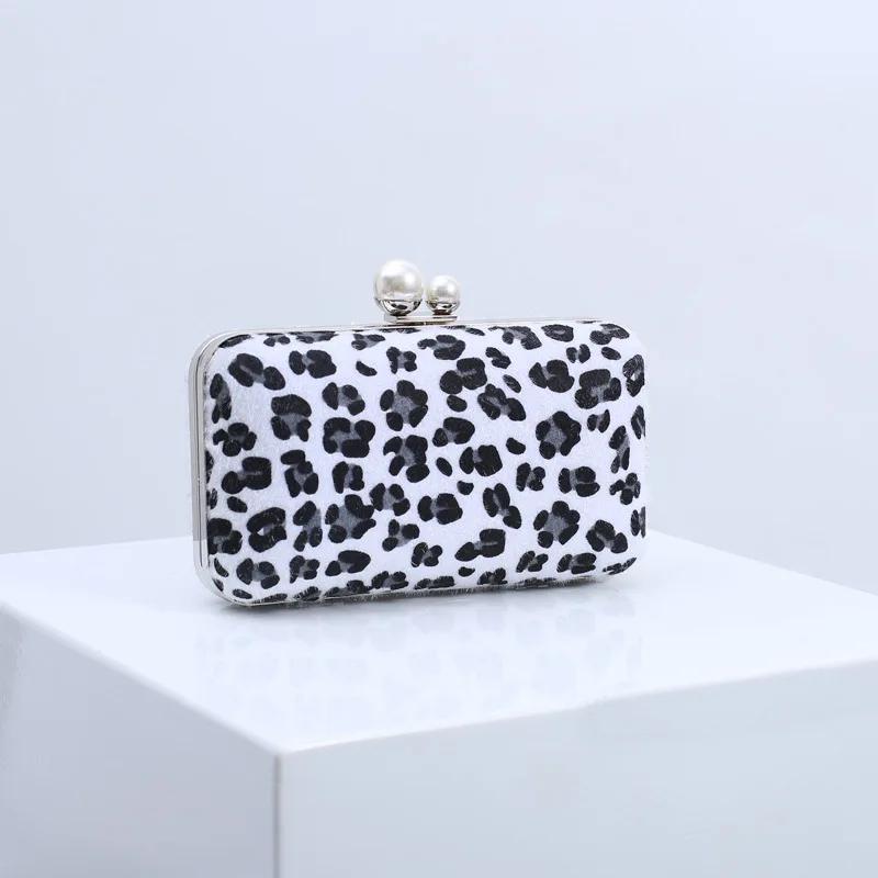 

Leopard Velvet Clutch Bags for Women Luxury Designer Purse and Handbags Ladies Evening Bags Chain Shoulder Bags 2024 Sac A Main