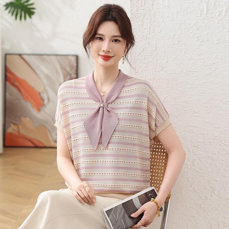 

2026 Stylish Ice Silk Summer Top for Moms - Short-Sleeved T-Shirt for Middle-Aged and Elderly Women 5XL (150-165 lbs)