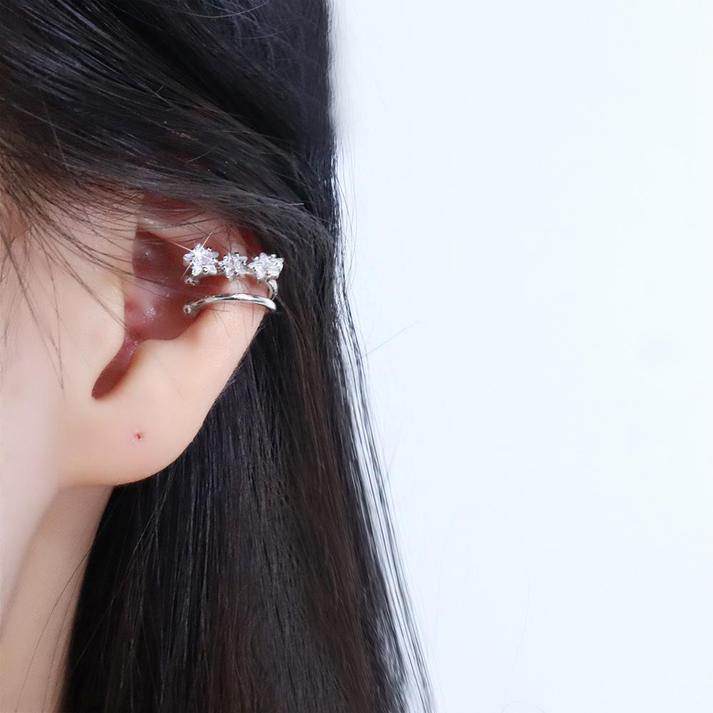Double-Layer Zircon Star Ear Clips Exquisite Design Super Flash Three Star-Shaped Ear Bone Clips No Ear Holes Meteor Earrings
