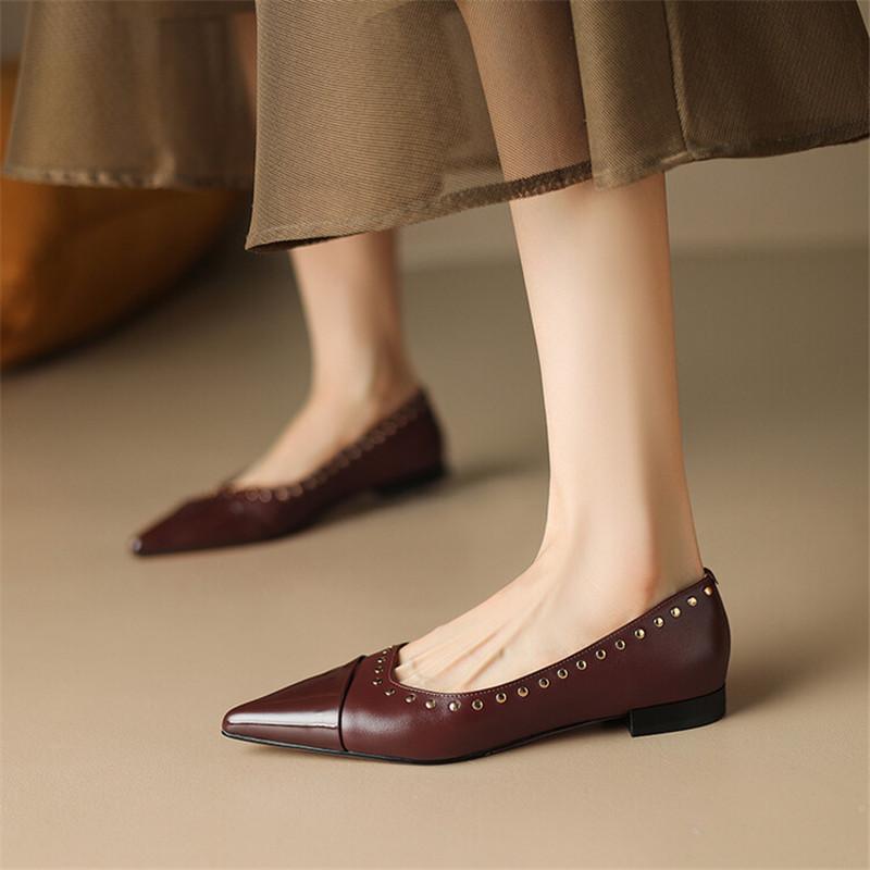 Fashion New Summer Split Leather Women Pumps Flat Shoes for Women Fashion Rivet Pointed Toe Low Heels Shoes Women Zapatos De Mujer