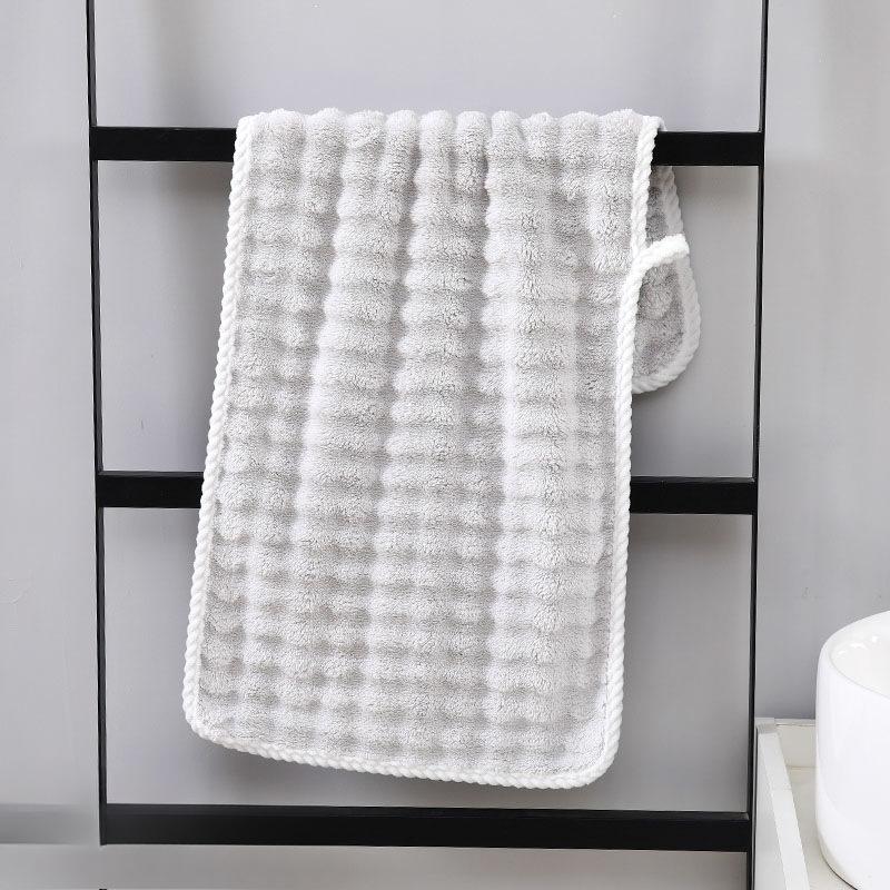 

Новое летнее полотенце из кораллового бархата с пузырьками, завернутое в разноцветное полотенце для лица, мягкое и впитывающее полотенце для лица, которое нелегко сбросить 35*75cm