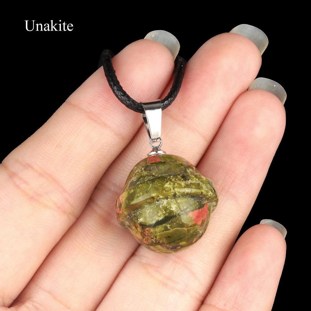 1 Stück Halskette mit Anhänger aus Natursteinkristall, Asteroiden-Edelstein, Charms mit Riemenkette, Halsketten für Frauen und Männer, Alltagsschmuck, Geschenke, 20 × 20 mm