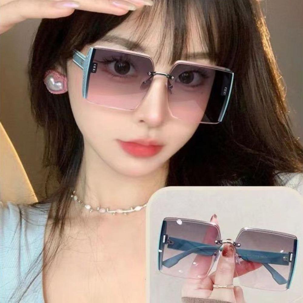 Korean Sunglasses for Women Fashion Shades for Women UV400 Anti-UV Gradient Summer Eyeglasses