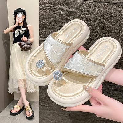 Beautiful Set of Toe Slippers for Women's Summer Outer Wear Fashion 2025 New Thick-bottomed Versatile Rhinestones with Skirts, Beach Cool Slippers