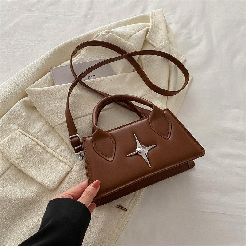 Internet Celebrity Fashion Texture Personalized Handbag 2025 Spring and Summer Versatile Shoulder Messenger Bag Foreign Style Small Square Bag Leisure