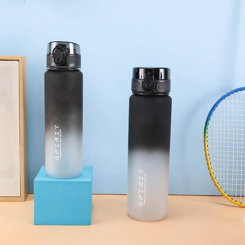 Gradient Plastic Water Bottle Portable Fitness Cup for Gym Sports 500ml KTY
