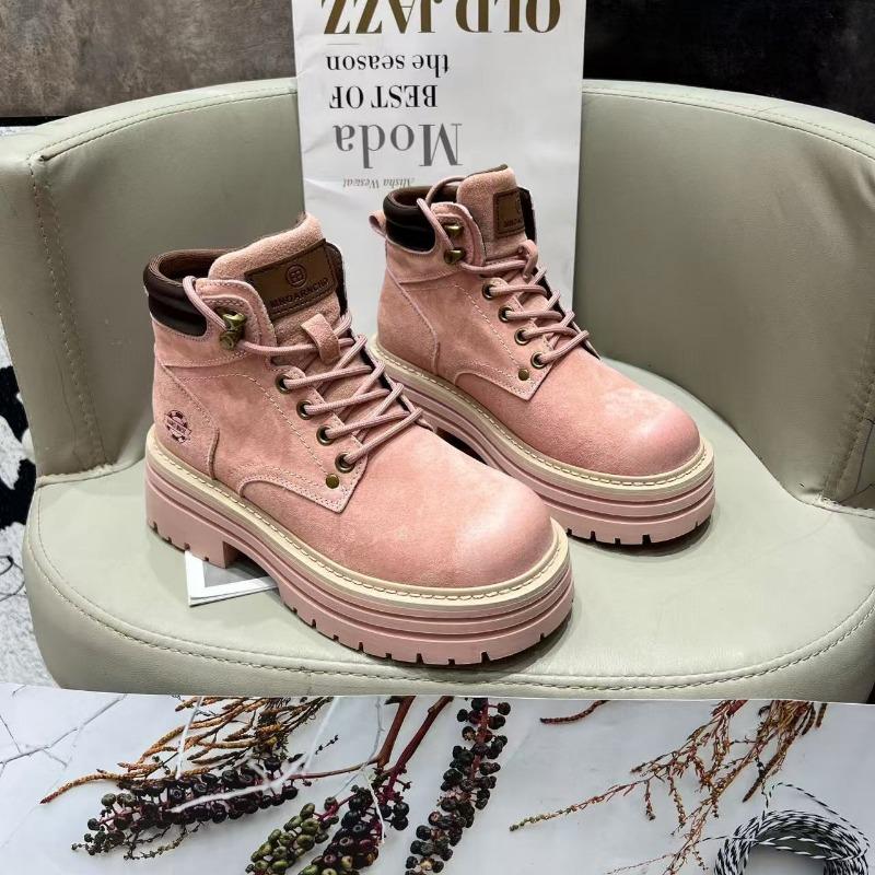 

Мартинсы на высоком каблуке женские осенние новые розовые маленькие короткие ботинки на толстой подошве с увеличением роста 40 розовый