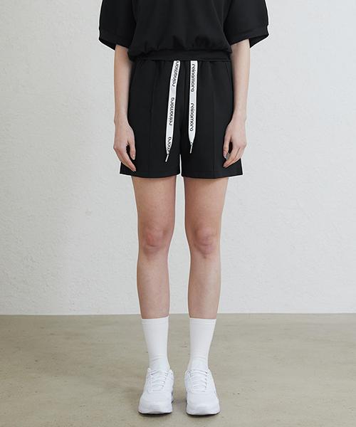 REINAMORA Recycle Part-Time Relaxed Shorts Black