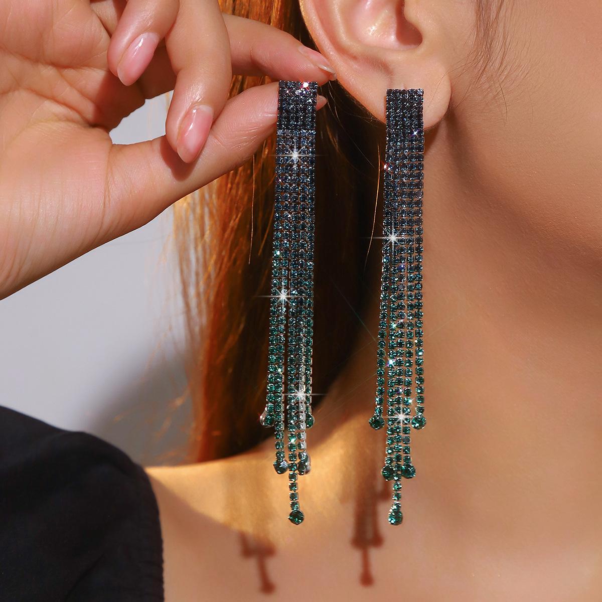 

Full Diamond Black Rhinestone Long Fringed Earrings