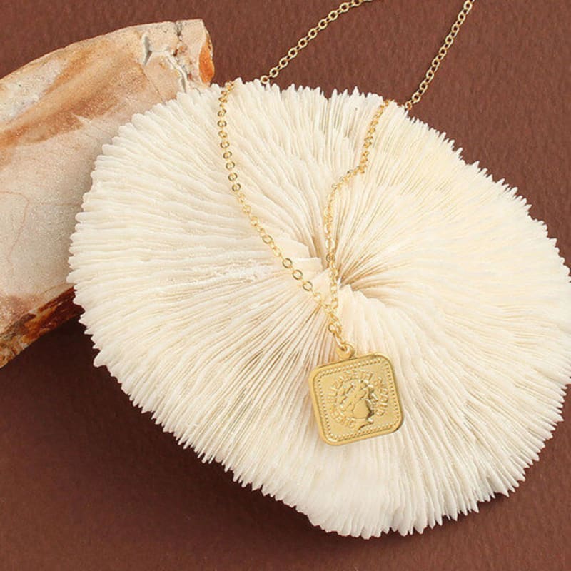 AUGUST ALICE 18k Gold Square Medallion Necklace