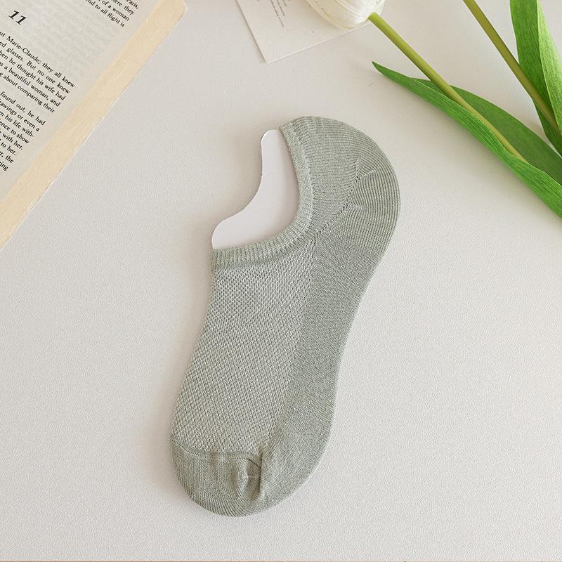 Women's No-Slip Invisible Boat Socks - Cotton, Solid Colors, Sweat-Absorbent, Japanese Style, Spring/Summer.
