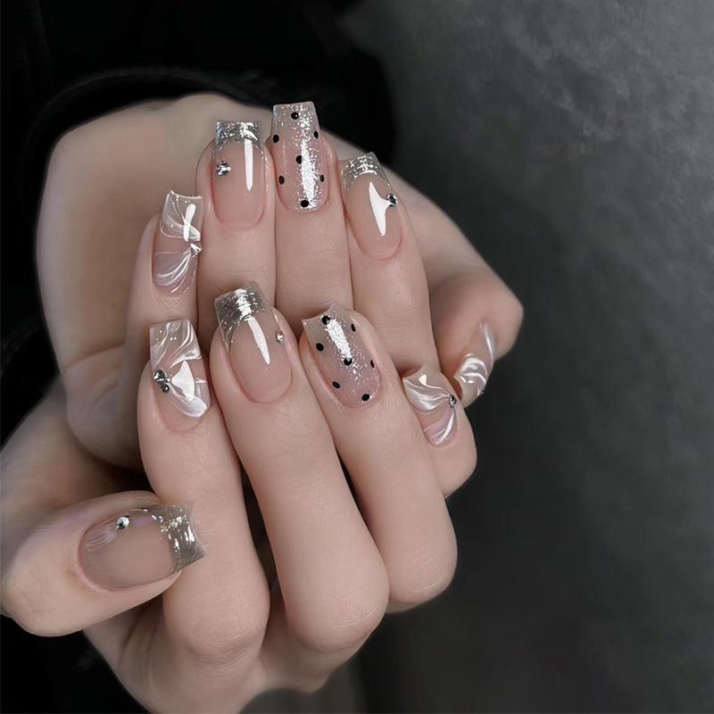 

Star Ribbon Medium-Long Hot Girl Removable Nail Art Tips Glue Type