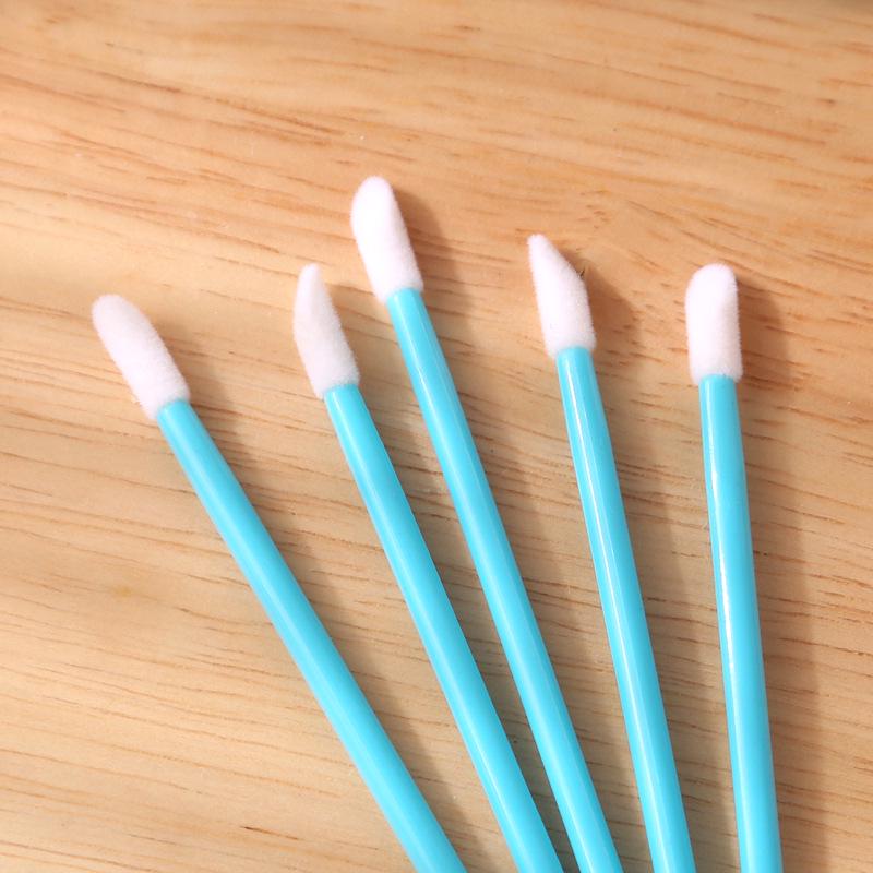 50 Disposable Lip Brush Wands - Mini Lipstick & Gloss Makeup Tools