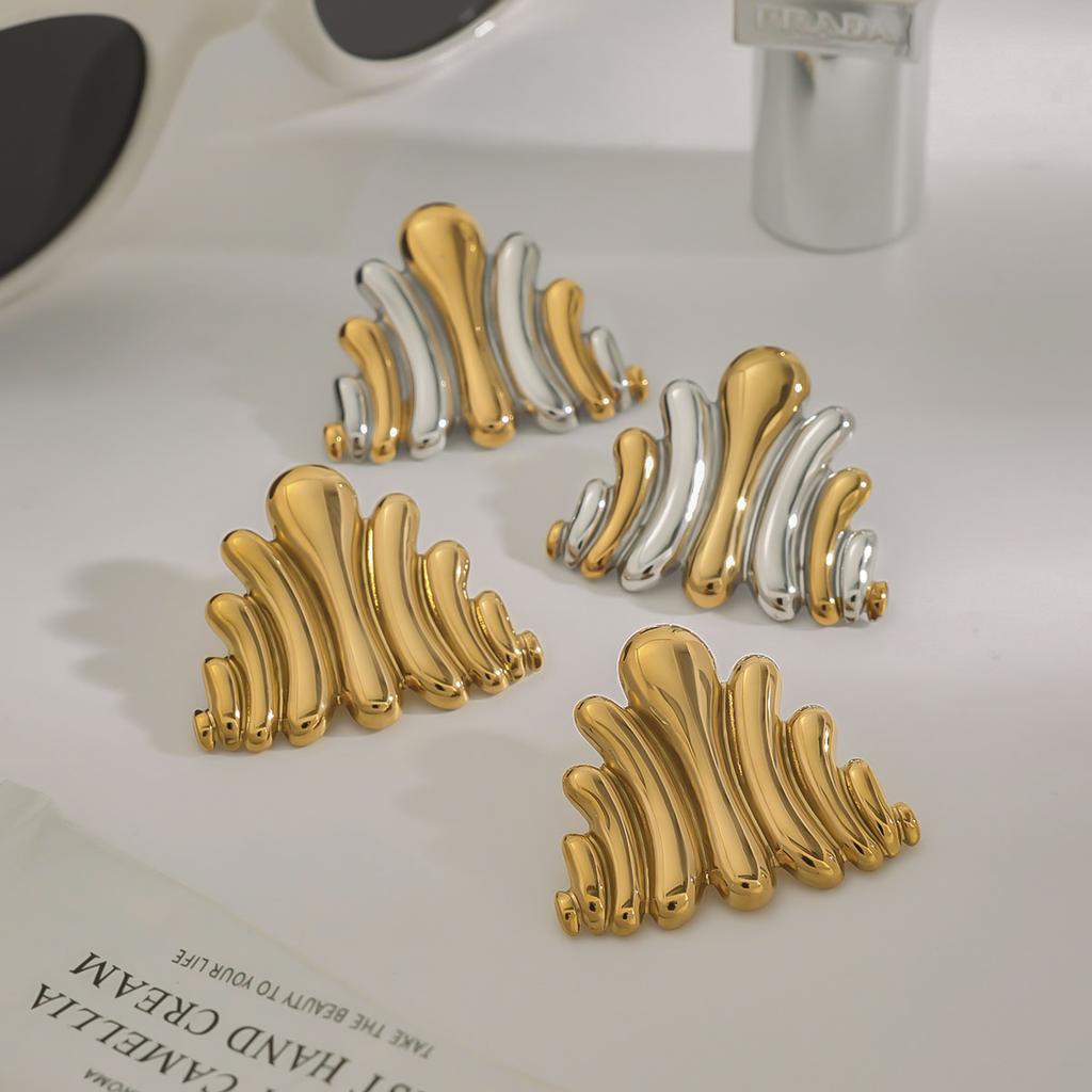 Yori Glänzende Geometrische Wellen-Ohrringe aus Edelstahl Wasserdicht 18K Gold PVD-beschichtet Textur Mode-Charme-Schmuck Damen Neu