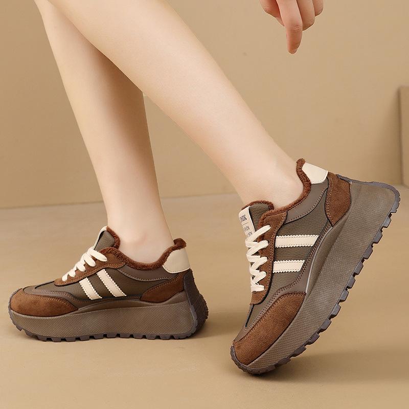 Vintage Women's Large Size Soft Sole Winter Warm Fur One Anti-slip Snow Boots Padded Lined Ankle Boots Windproof Outdoor Sports Cotton Boots