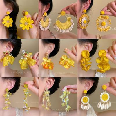 Fabric Flower Pendant Earrings Simple and Sweet Pastoral Earrings Niche Fashion Small Fresh Earrings