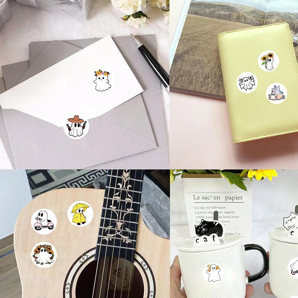 500 Pictures/roll Roll Sticker Tape Cartoon Halloween Cute Ghost Hand Account Material Envelope Seal