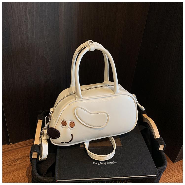 Retro underarm small bag women's new fashion suede matte shoulder bag cute puppy baguette bag