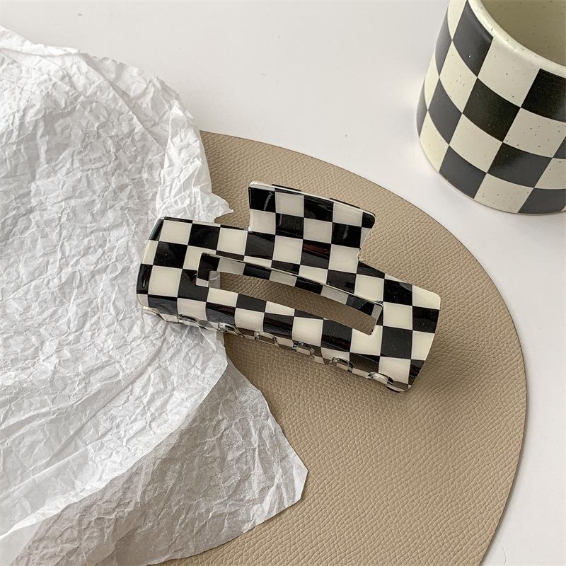 Black & White Checkerboard Shark Hair Clip - Elegant Summer Accessory
