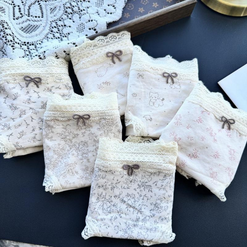 Ladies Spring and Autumn Lovely Cartoon Cotton Gentle Wind Waist Panties