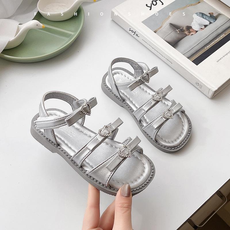 Girls sandals 2025 summer new fashion baby bow soft sole princess shoes children love beach shoes