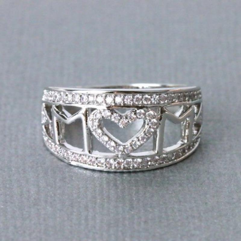 1Pc Fashion Ring, with Synthetic Zircon Ring, Dazzling, Fashionable and Unique