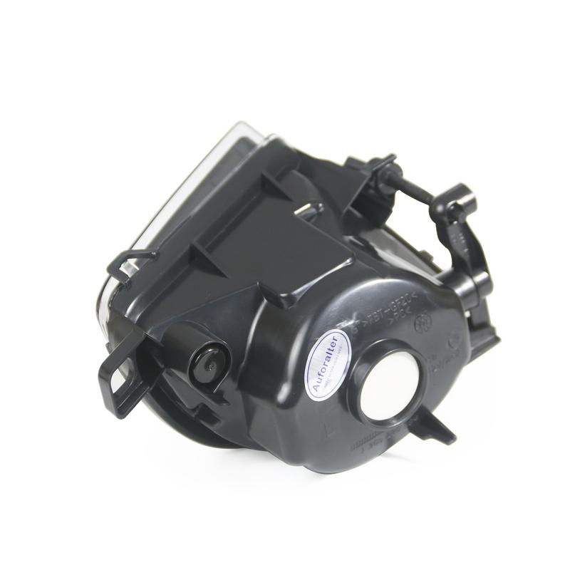 Fog Lamp Assembly For BMW 5 Series E60 E61 525I 528I 528Xi 530I 2008 2009 2010 Front Bumper Anti Fog Light 63177177711