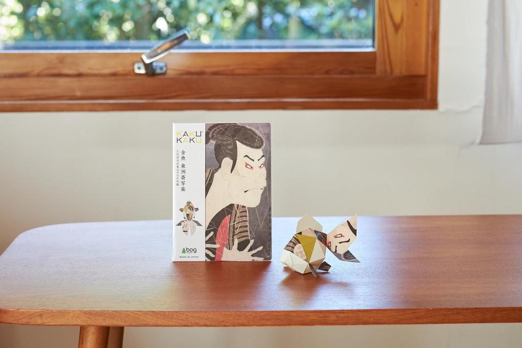 [Paper Craft] KAKUKAKU Ukiyo-e Goldfish by Toshusai Sharaku, Edobei of Otani Oniji III [InteriorMade in Japan]