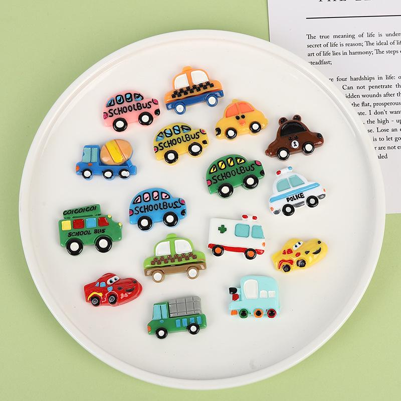 Simulation Cars 3 Cream Glue Phone Case Resin DIY Storage & Stationery Box with Refrigerator Stickers.