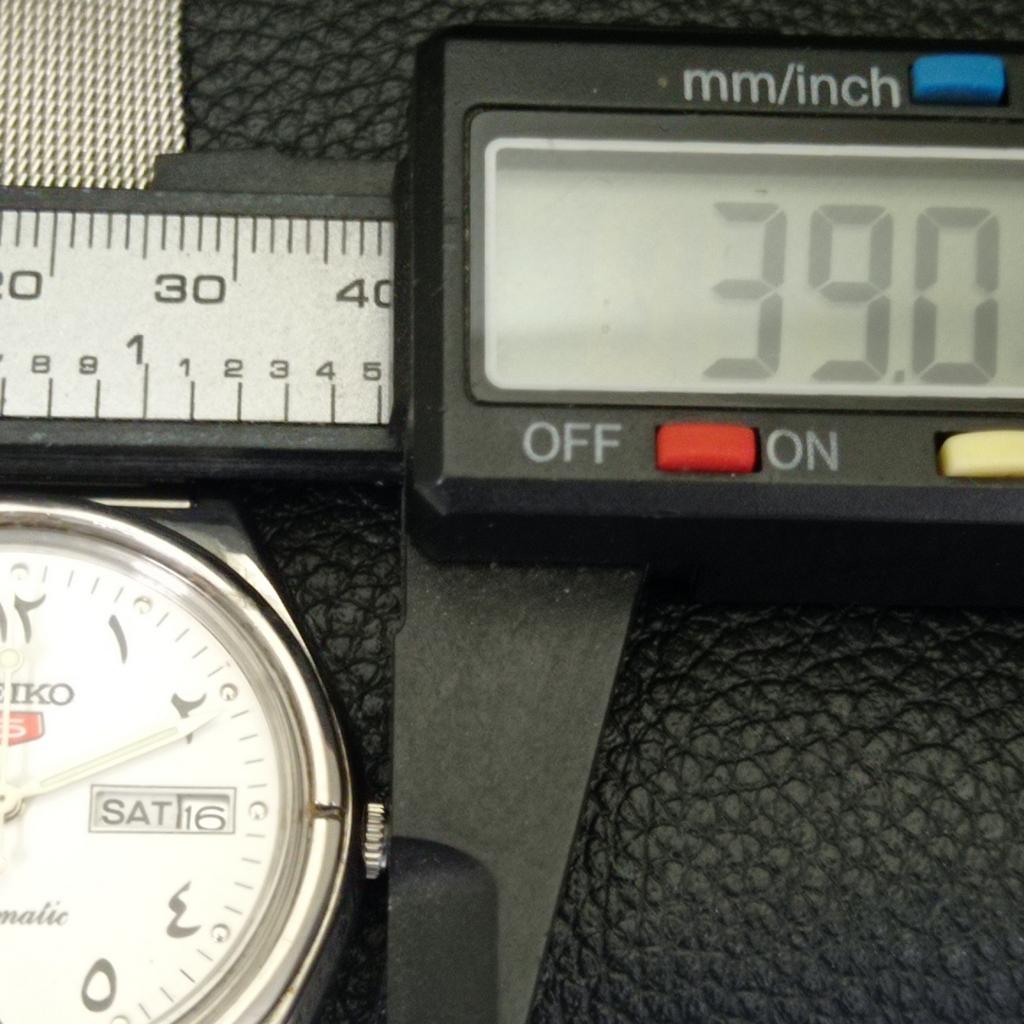 Seiko 5 AUTOMATIC VINTAGE JAPAN 6319A MENS ARABIC WHITE DIAL WATCH A701353-5 R206a-a701353