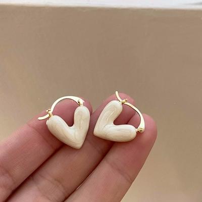 Trendy Heart Stud Earrings for Women Korean Elegant Light Luxury Love Dangle Earring Fashion Simple Drop Jewelry Girls Gift