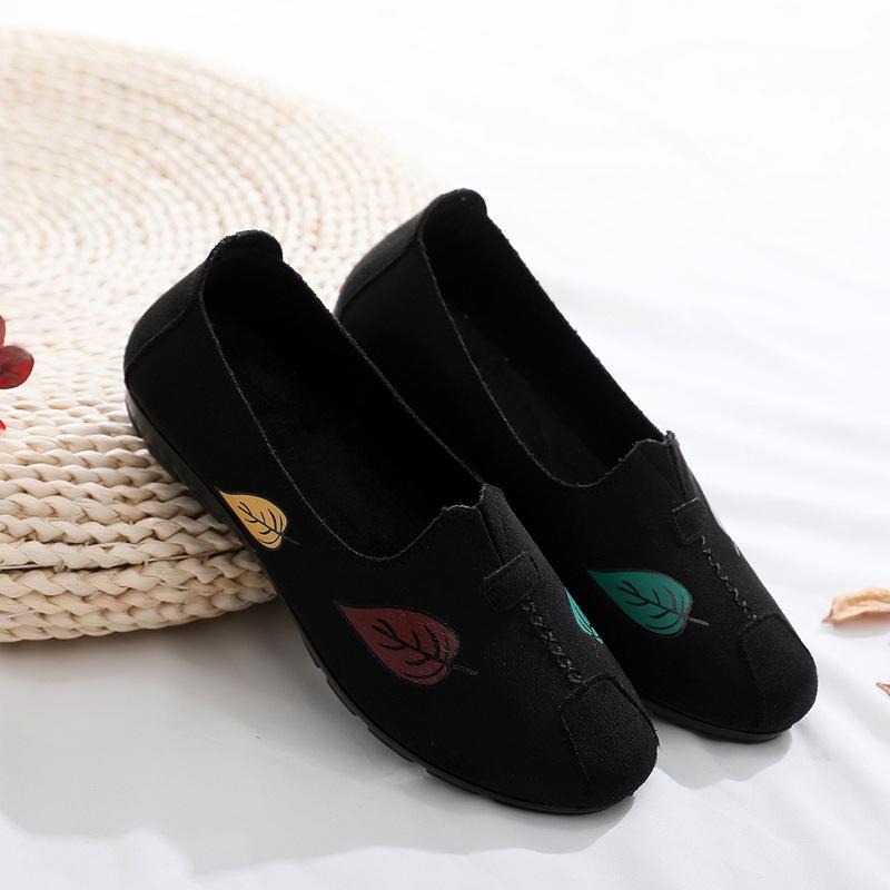 2025 Autumn New Old Beijing Cloth Shoes Retro Breathable Elderly Shoes Women's Soft-soled Lazy One-pedal Casual Mother Shoes