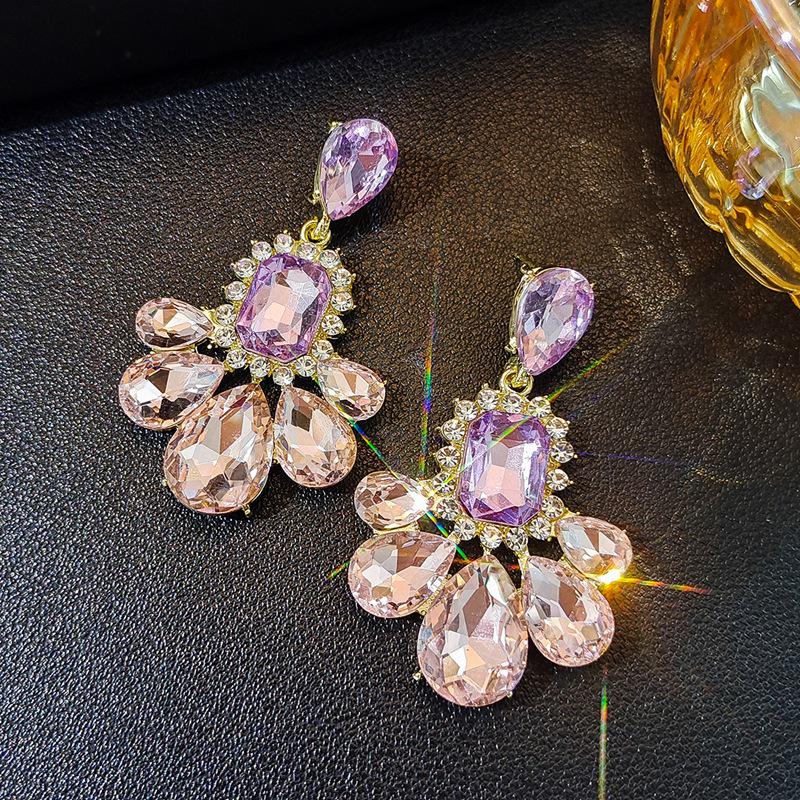 Elegant Tassel Long Earrings: European & American Fashion, High-End Prom & Evening Goddess Style.