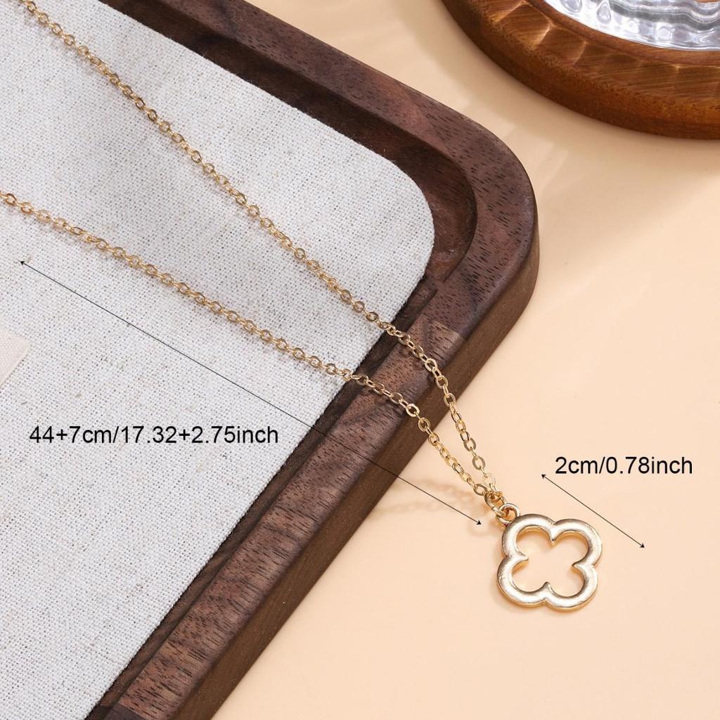 Elegante vierblättrige Kleeblatt-Anhänger Halskette - Vielseitige Metall-Schlüsselbein-Kette Schmuck für Damen