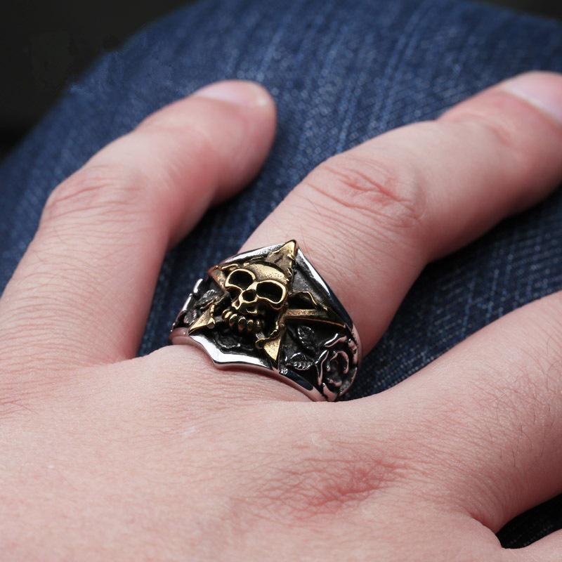 Herren Domineering Rose Pentagramm Totenkopf Ring