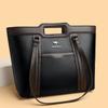Commuter Bag Design, Single-shoulder Underarm Bag, Fashionable and Versatile Handbag for Ladies